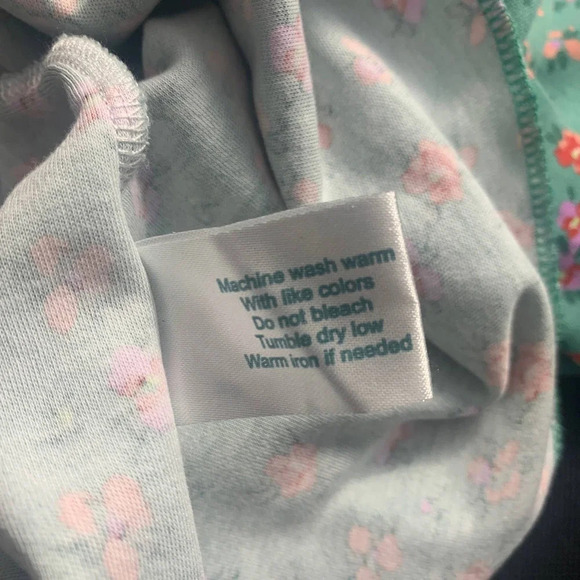 Roberta‎ Roller Rabbit Blooms Pajama Top Tee Henley Floral Green Size US Small - Picture 11 of 12